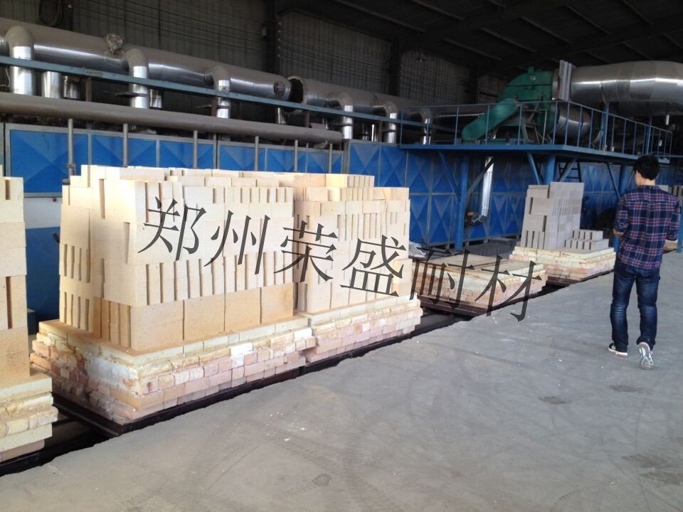 新密一级高铝砖厂家指导价与品牌推荐 郑州荣盛窑炉耐火材料